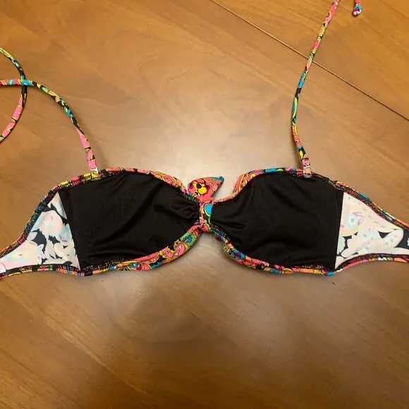 Bandeau Bikini Top with removable straps (NWOT) - Picture 4 of 8